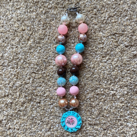 Girls Beaded Necklace - Picture 1 of 8